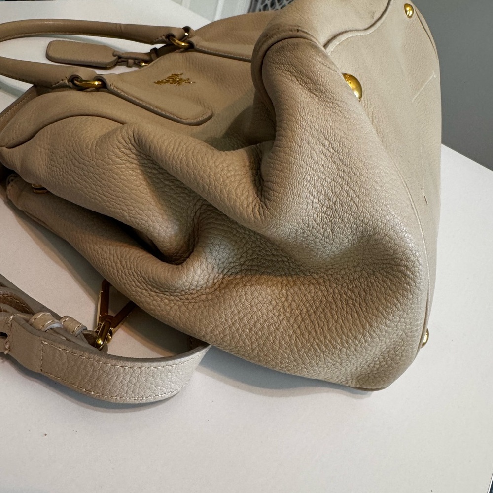 🌟 PRADA Lux Leather Satchel🌟 - Picture 13 of 16